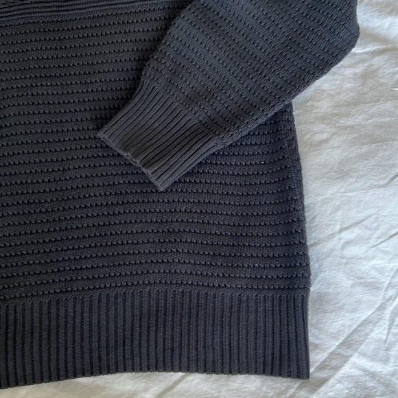 Club Monaco Textured Knit V Neck Sweater - Picture 3 of 3
